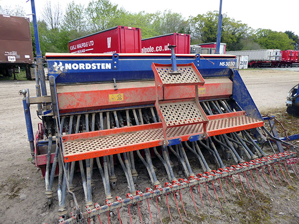 Chris Atkin & Son Ltd - Nordsten NS3030 & Lely Cultiterra 300